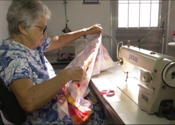Costureira aumenta produção em 80% com encomendas para o período junino