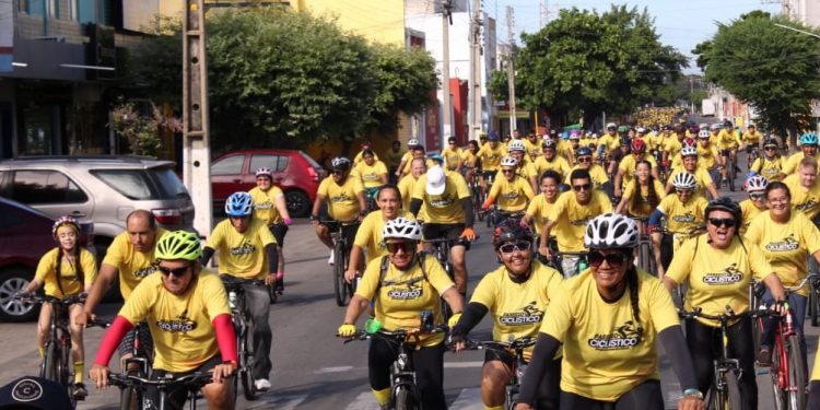 “Maio Amarelo”: 3ª edição do passeio ciclístico reúne 1,5 mil participantes