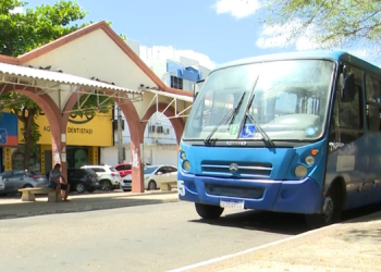 Motoristas denunciam pagamento irregular por empresa de ônibus