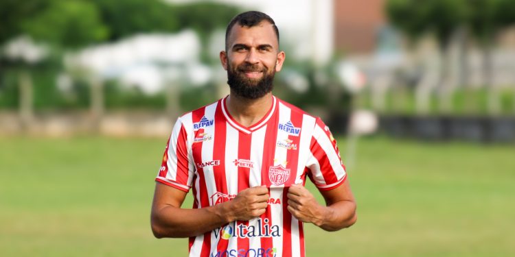 Potiguar anuncia contratação do zagueiro Vinicius Alves