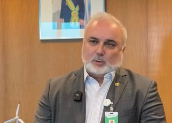 “Fizemos a diferença”, diz Prates em vídeo após saída da Petrobras