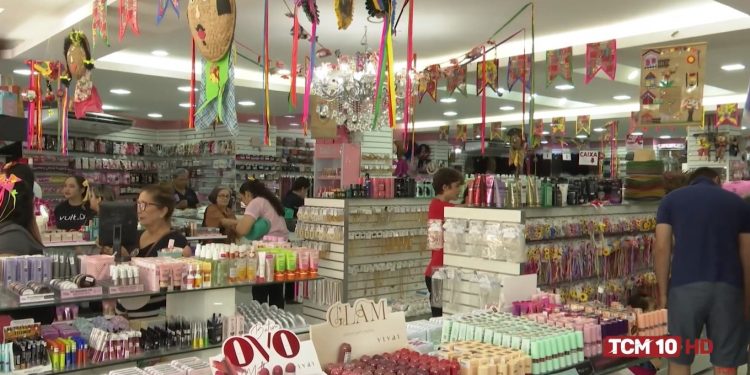 Período junino movimenta comércio em Mossoró, impulsionando vendas e contratações