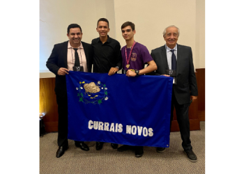 Estudante de Currais Novos recebe medalha de ouro na Olimpíada Brasileira de Matemática