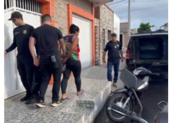 Mulher é presa por posse ilegal de munições e por ameaçar o próprio pai em Areia Branca