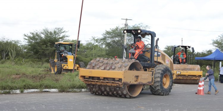 Serviço de restauração de rodovias estaduais começa no Agreste