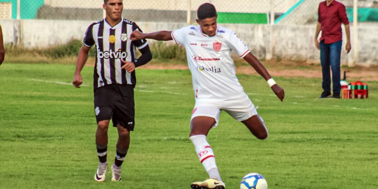 Treze vence e aumenta sequência de derrotas do Potiguar na Série D