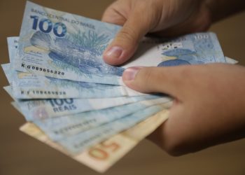 Governo conclui pagamento salarial do funcionalismo hoje (31)