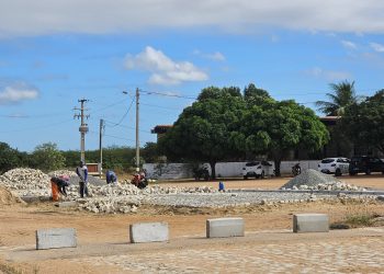 Uern realiza obras de pavimentação no Campus Central