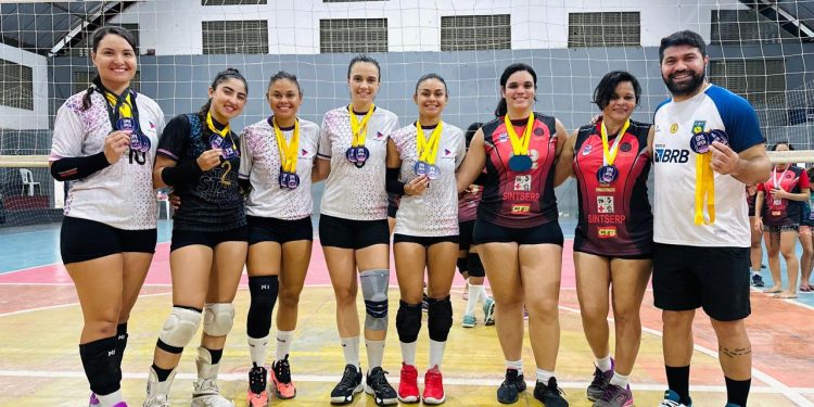 Start Volleyball é destaque em competições na região