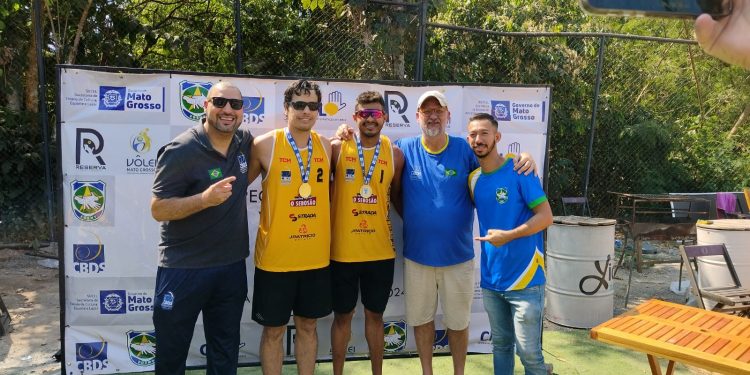 Mossoroense é campeão da 2ª etapa do Circuito Nacional de vôlei de praia de surdos