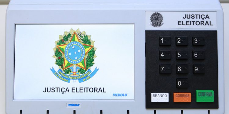 Eleições municipais não terão voto em trânsito