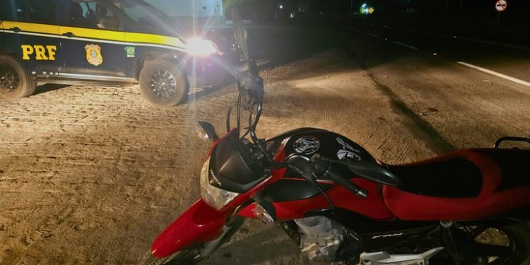 PRF prende quatro suspeitos e recupera veículo em operação nas rodovias do RN