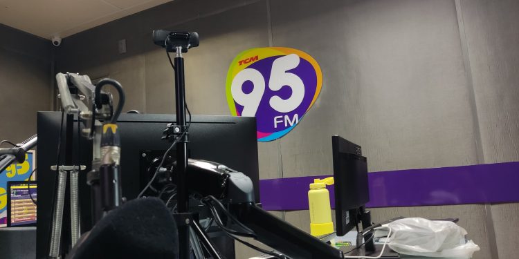 Rádio TCM 95FM define dias das entrevistas com candidatos a prefeito e vice de Mossoró