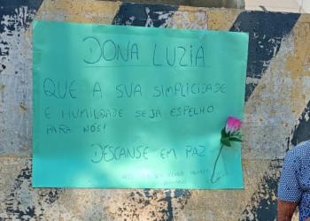 Mensagem em cartaz presta homenagem à idosa morta por atropelamento em Mossoró