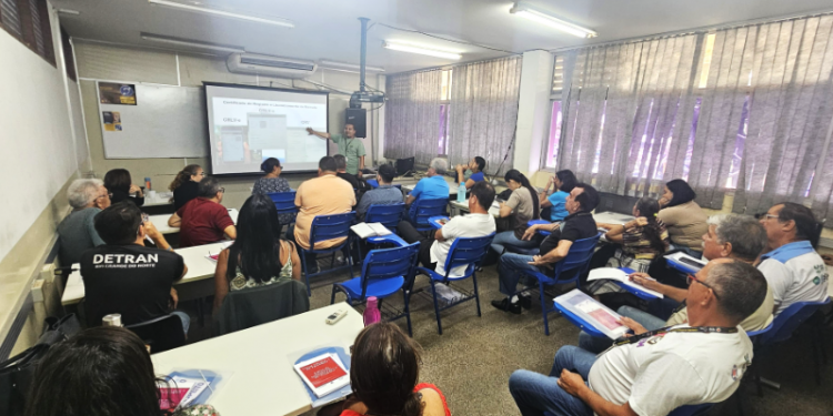 Detran oferece curso de Atualização para Instrutor de Trânsito