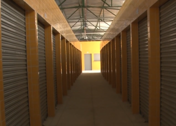 Comerciantes denunciam falta de transparência na entrega dos novos boxes do Vuco Vuco