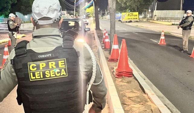 21 motoristas são autuados pela Lei Seca na Avenida João da Escóssia em Mossoró