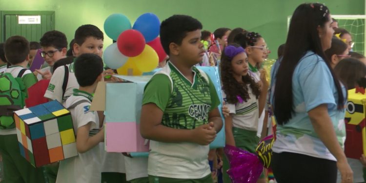 Criatividade e interação no Dia da Mochila Maluca