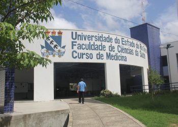 Ambulatório da Uern oferece exame de eletrocardiograma gratuito à população