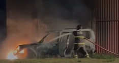 Incêndio destrói veículo em Mossoró