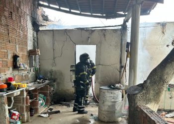 Vazamento em botijão de gás causa incêndio em Parnamirim