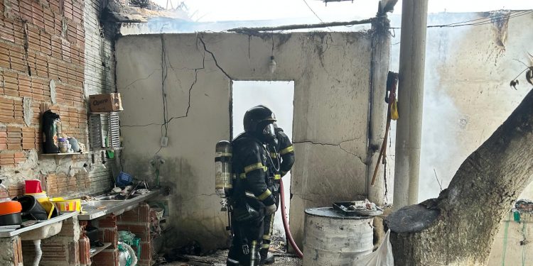 Vazamento em botijão de gás causa incêndio em Parnamirim