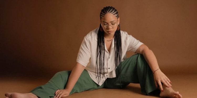 Estudante da Uern dirige documentário sobre pensamentos de filósofas negras brasileiras