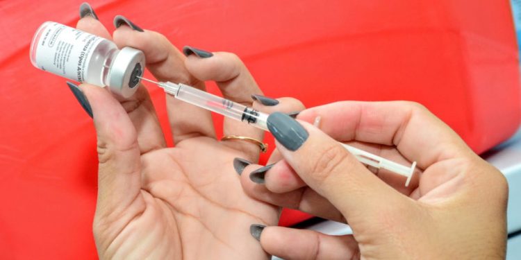 Mossoró reforça vacinas de rotina neste sábado; confira as unidades e horários