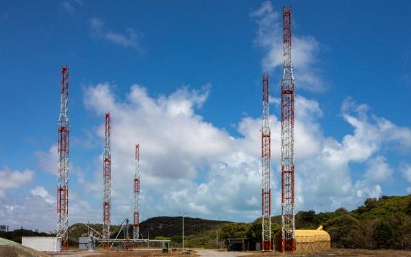 FAB realiza primeiro lançamento de foguete suborbital em operação histórica no RN