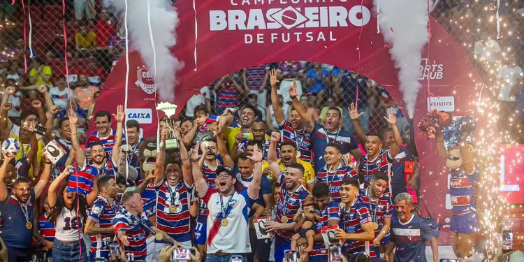 Fortaleza vence o Apodi Futsal na prorrogação e conquista o Campeonato Brasileiro