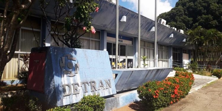 Transferência de veículos de outros estados será suspensa no RN a partir do dia 23