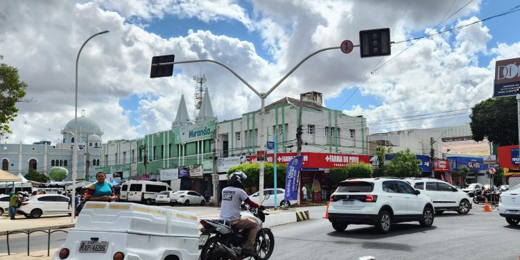 Moradores registram queda de energia em Mossoró