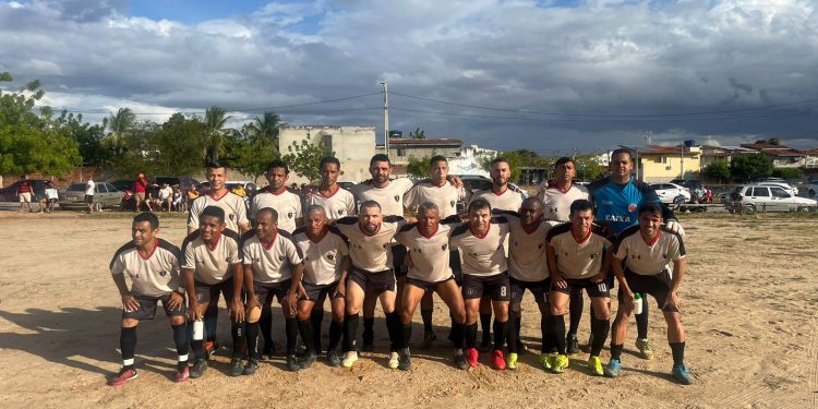 Clube Atlético 7 goleia Cemax e garante título do 15º Copão Master da Refesa