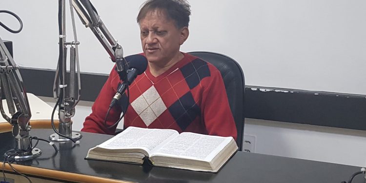 Morre o jornalista Carlos Skarlack, aos 60 anos, em Mossoró