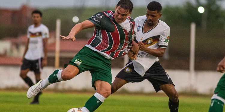 Baraúnas conquista primeira vitória no Campeonato Estadual