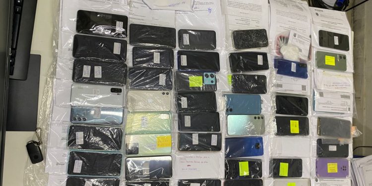 Operação da Polícia Civil recupera 110 celulares furtados e roubados em Mossoró