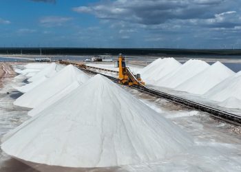 Indústria salineira é incluída no PROEDI: região de Mossoró será principal beneficiada