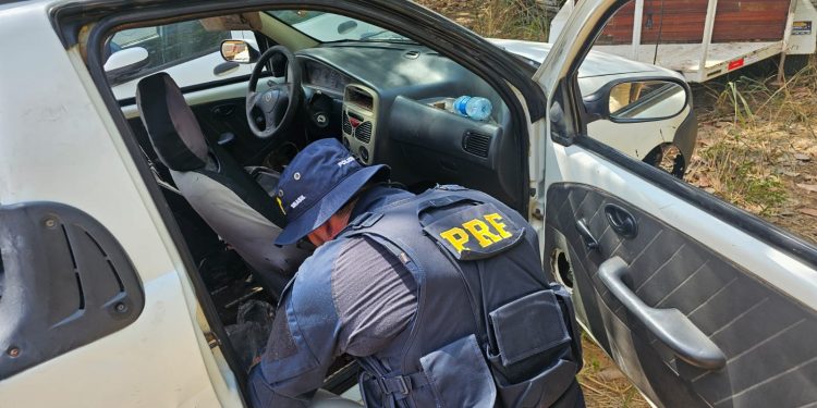PRF recupera em Mossoró veículo roubado em 2009