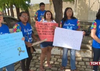 Pais e mães de crianças atípicas pedem mais profissionais em CAPS infantil do Nova Betânia  