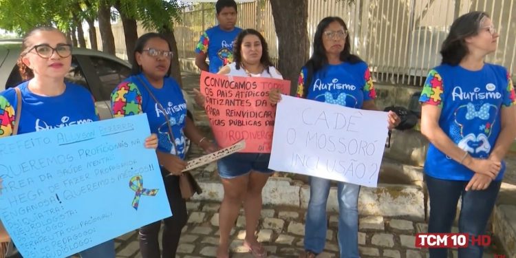 Pais e mães de crianças atípicas pedem mais profissionais em CAPS infantil do Nova Betânia  