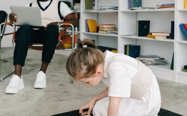 Plano de saúde deve realizar tratamento de criança com TDAH e pagar danos morais à paciente em Mossoró