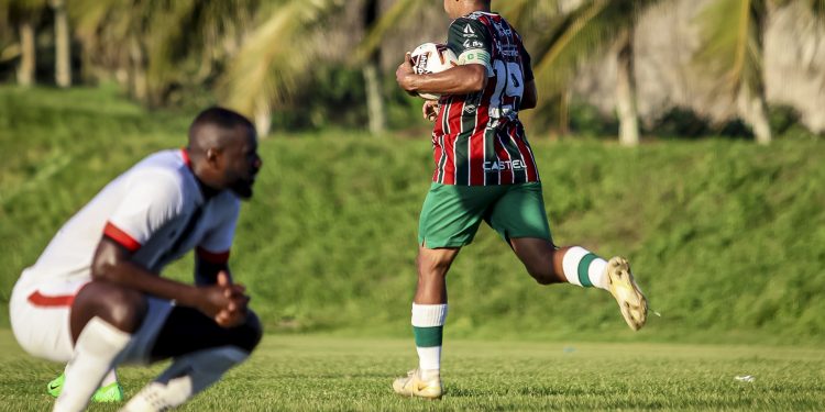 Adalgiso marca no fim, Baraúnas empata e segue vivo na luta contra o rebaixamento
