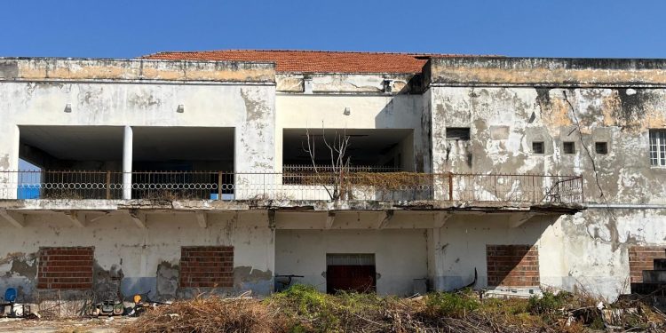 Uern inicia reforma do prédio da Aceu em Mossoró