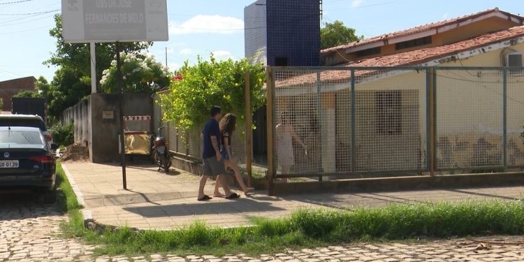 Moradores cobram manutenção em Unidade Básica de Saúde da Lagoa do Mato