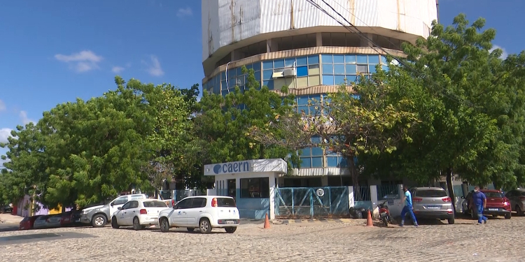 Problema no poço 15 reduz abastecimento em bairros de Mossoró