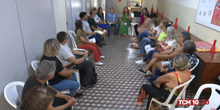 Greve dos professores da rede municipal de Mossoró foi iniciada nesta sexta (14)