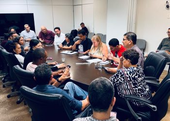 Nova proposta do Governo será avaliada por professores nesta segunda (31)