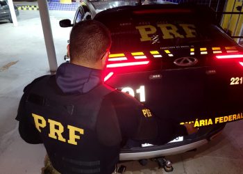 PRF prende homem em flagrante por violência doméstica em Apodi durante Operação Carnaval