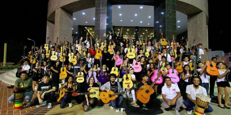 Movimento Arte & Violão retorna com aulas nesta terça (11)