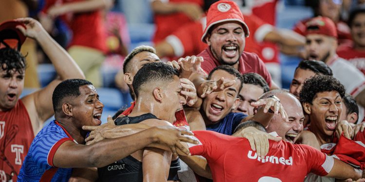 América reverte vantagem do Santa Cruz e garante vaga na final do Campeonato Estadual